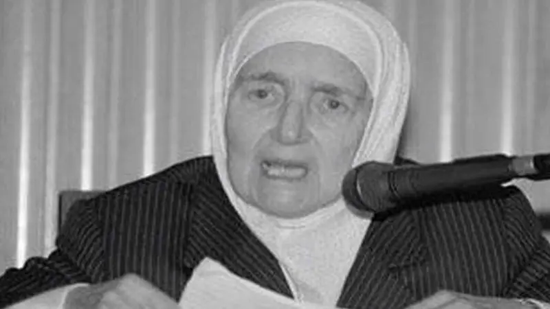 شخصية “الوطن”: د.ليلى الصباغ رائدة المناهج التاريخية.. وأول امرأة في “مجمع اللغة العربية”