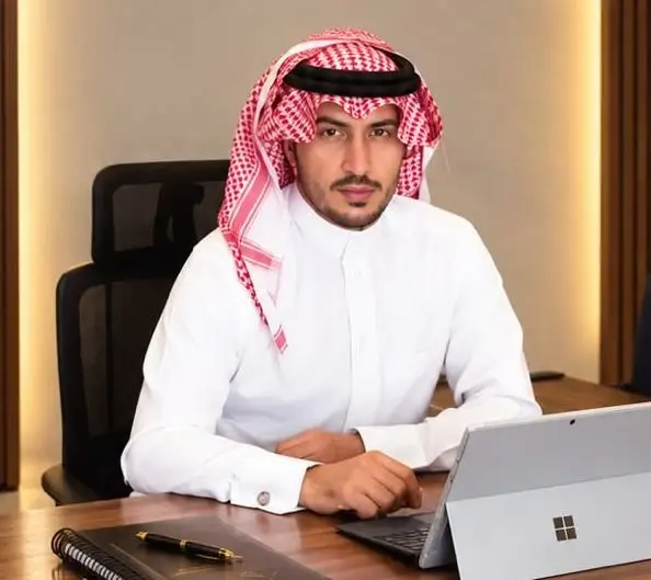 إبراهيم مبارك ينال الدكتوراه بمرتبة الشرف الأولى