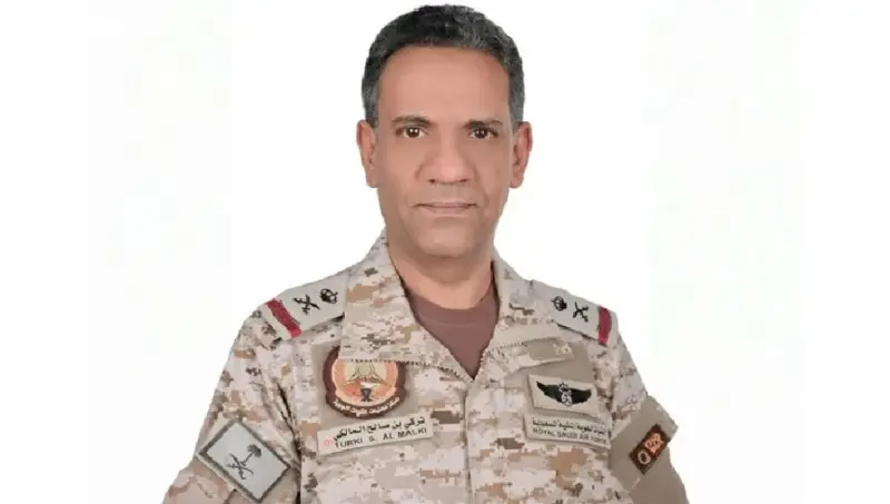 التحالف: اعتراض وتدمير صاروخين باليستيين أطلقتهما الميليشيا الحوثية الإرهابية باتجاه خميس مشيط