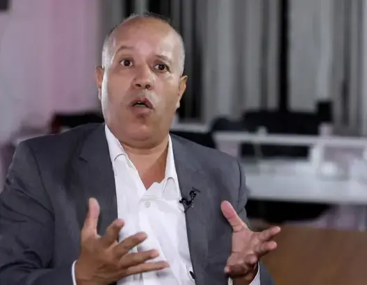 الخبير البيئي المغربي مصطفى بنرامل يفوز بالمركز الأول لجائزة “تريندز هاب” للبحث العلمي بأبوظبي