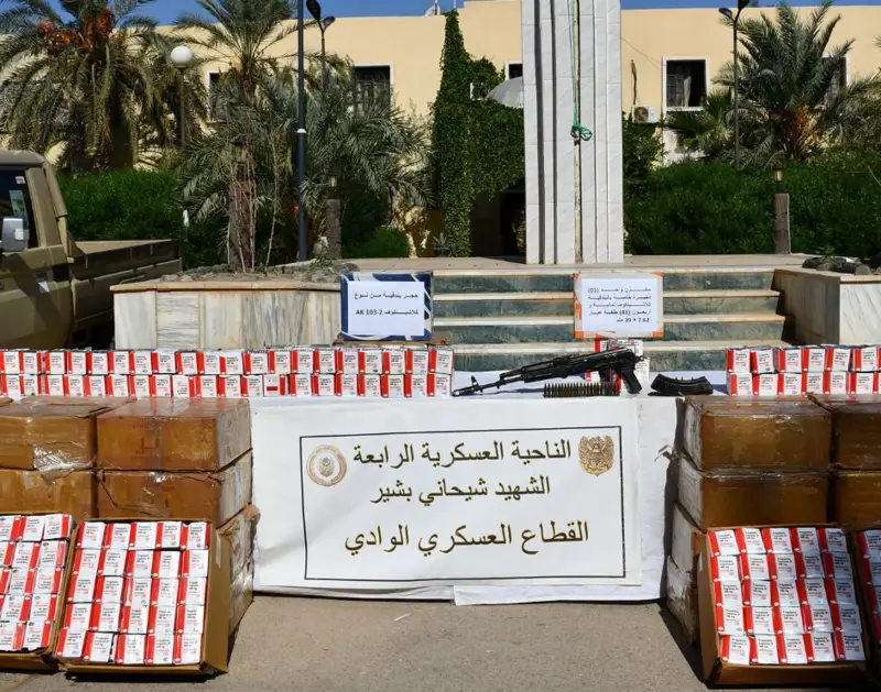 دفاع.. حجز قرابة 3 قناطير من الكيف قادمة من المغرب وأكثر من مليوني قرص مهلوس