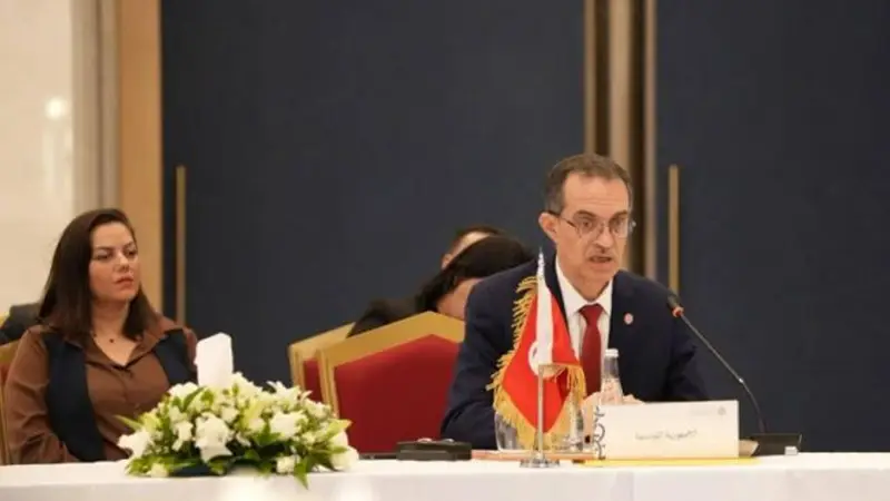 وزير الفلاحة يبحث تعزيز التعاون مع عُمان ولبنان والعراق