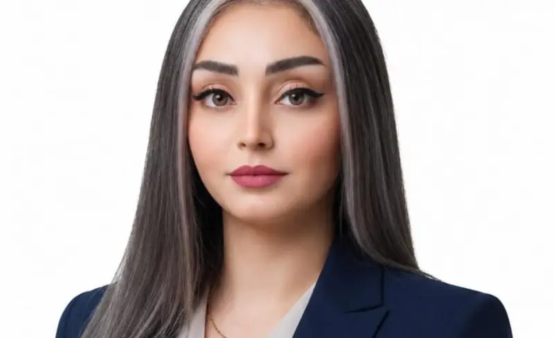 بين العزم والوهن