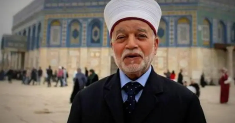 المفتي العام للقدس والديار الفلسطينية: شراء وبيع الزيتون المسروق حرام شرعًا