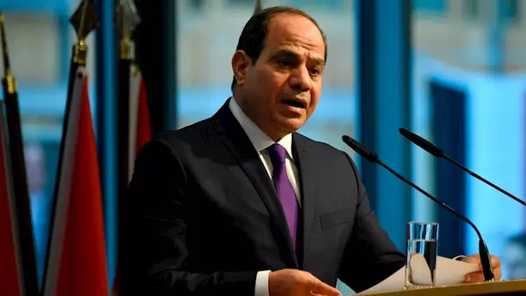 كمال أبو رية يقدم عرضًا توثيقيا لبطولات الجيش المصري بالندوة التثقيفية الـ 44 لأكتوبر