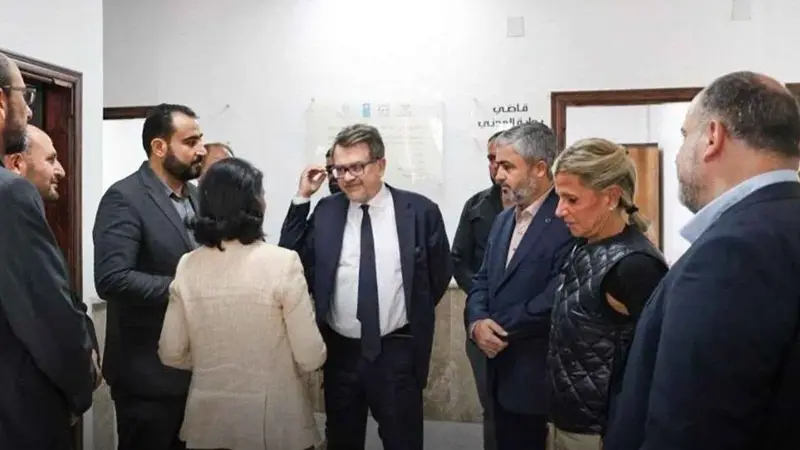 السفير الإيطالي يزور “خان شيخون ومتحف إدلب”.. ومدير المنطقة: الأقوال تحوّلت إلى أفعال