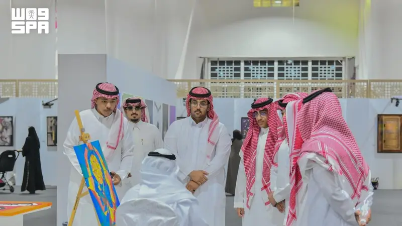 جامعة أم القرى تنظم معرضًا علميًا وأركانًا تفاعلية لتعزيز الوعي بالصحة النفسية