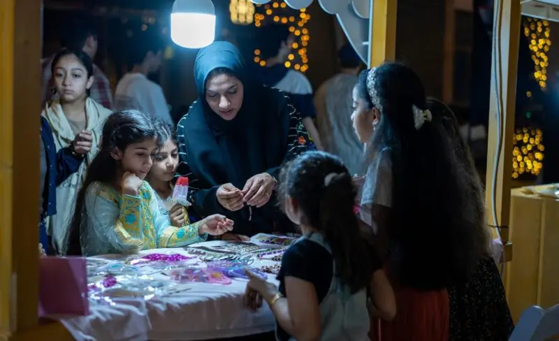 100 مشارك بالنسخة الثانية من "سوق رواد الأعمال الصغار" في "الموج مسقط"