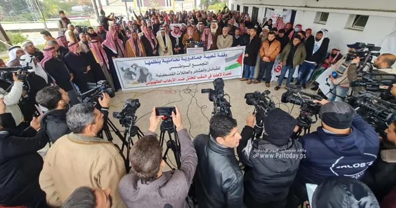 مطالب بالإعدام..تجمع العشائر يدعو لأقسى عقوبة بحق أذرع الاحتلال التجارية