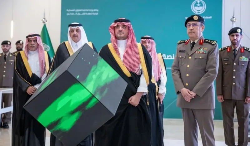 وزير الداخلية يدشّن مبنى القبول المركزي الموحّد ومنصته الإلكترونية