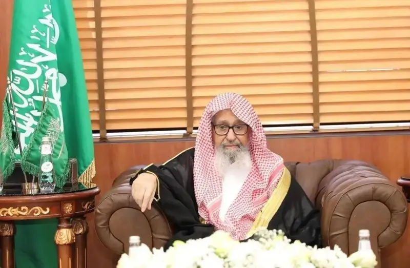 مفتي السعودية: استهداف الحوثيين للمقدسات وقاصدي الحرمين جريمة عظيمة