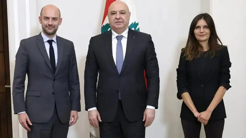 عون يطالب باستمرار الوجود الدولي في جنوب لبنان ويحذر من الفراغ الأمني