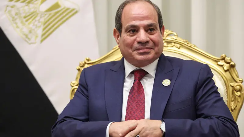 السيسي يطلب تفويضا برلمانيا لحماية السعودية ودعم الخليج