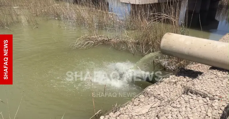 شفق نيوز..دعوات لتدخل عاجل.. مياه ثقيلة في أنابيب تصريف الأمطار بديالى