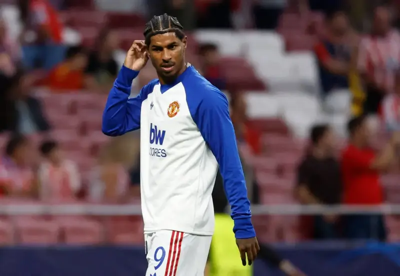 مارتينيز وراشفورد يغيبان عن تدريب مانشستر يونايتد قبل لقاء كومو
