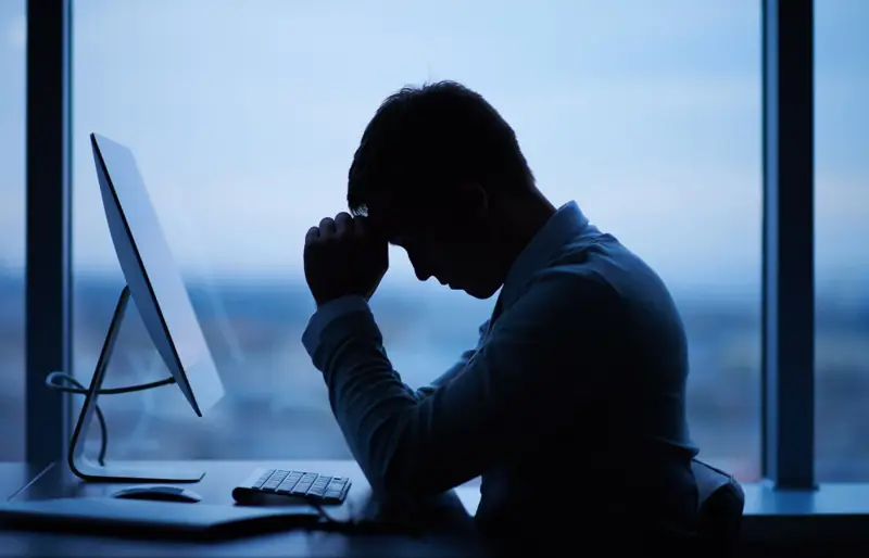 مختصات لـ «اليوم»: الضغوط المستمرة تهدد التوازن النفسي.. وطلب المساعدة ليس ضعفًا