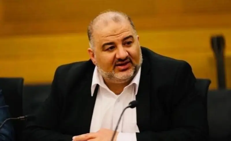 نيويورك تايمز: عضو الكنيست منصور عباس قد يصبح كلمة السر في إزاحة نتنياهو عن الحكم
