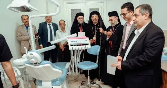 بطريرك الأقباط الكاثوليك يفتتح عيادات طبية بمستوصف القديسة حنة بديروط