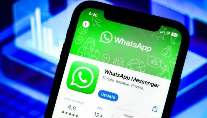 «واتساب» يتيح الاتصال بأشخاص لا يملكون حسابًا على التطبيق.. كيف تعمل الميزة الجديدة؟
