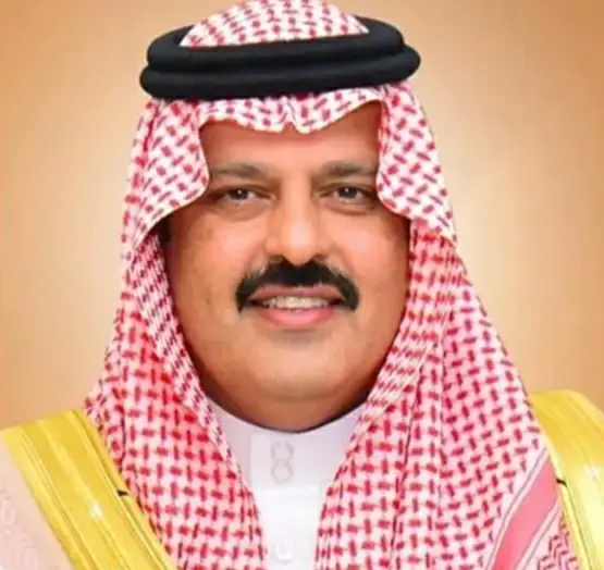 أمير حائل ونائبه يعزيان أسرة الرشيد في وفاة فقيدهم