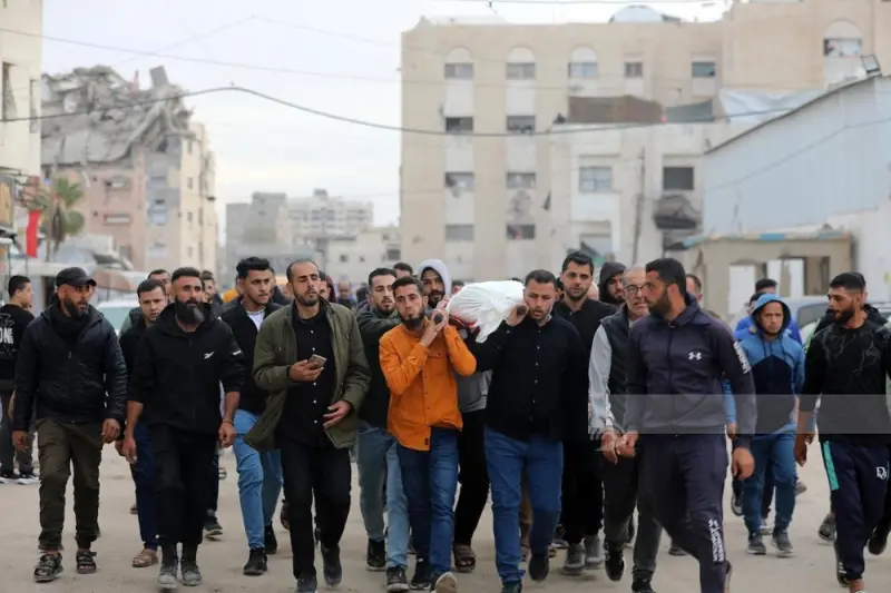 استشهاد خمسة فلسطينيين بنيران الاحتلال الإسرائيلية في قطاع غزة