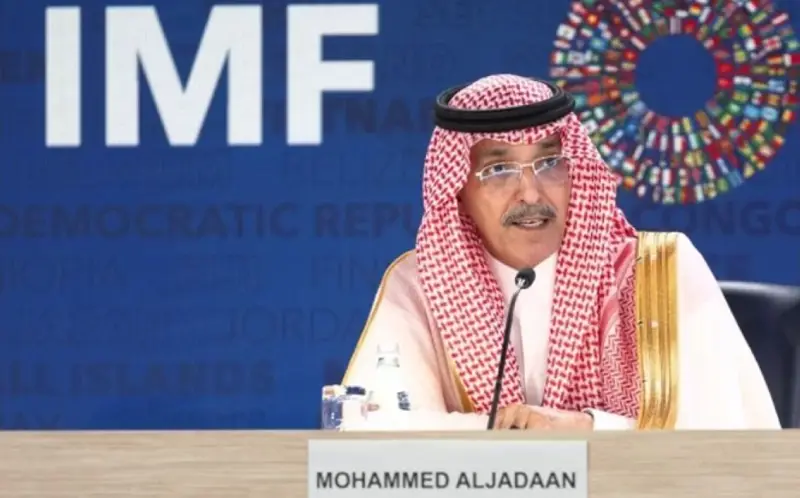 الجدعان: استثمارات السعودية حدّت من تداعيات صدمة الطاقة