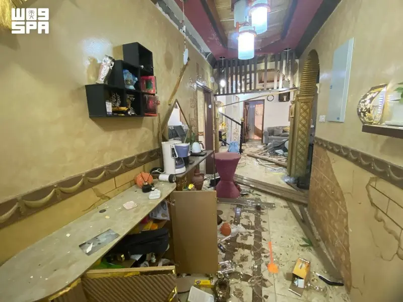 مقذوف حوثي يستهدف موقعاً سكنياً في نجران ويصيب 6 مواطنين