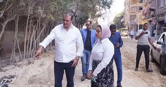رئيس حى بولاق الدكرور: لن نكتفى برصف الطرق الرئيسية.. والإنترلوك يمتد للشوارع الجانبية