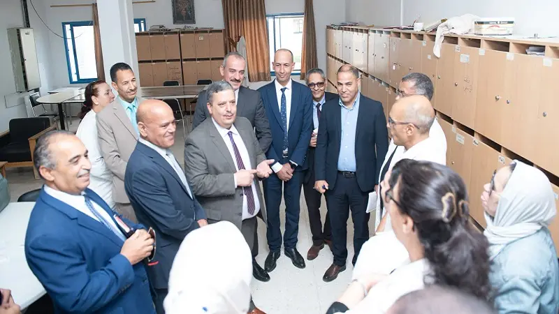 وزير التربية يقر إجراءات لتوسعة مؤسسات تربوية برواد والحدّ من الاكتظاظ