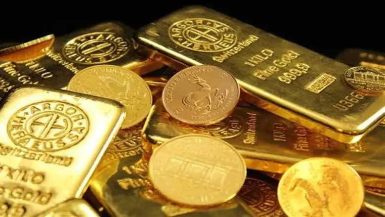 الذهب يهبط لأدنى مستوى في شهرين بضغط من صعود النفط ورهانات الفائدة الأمريكية