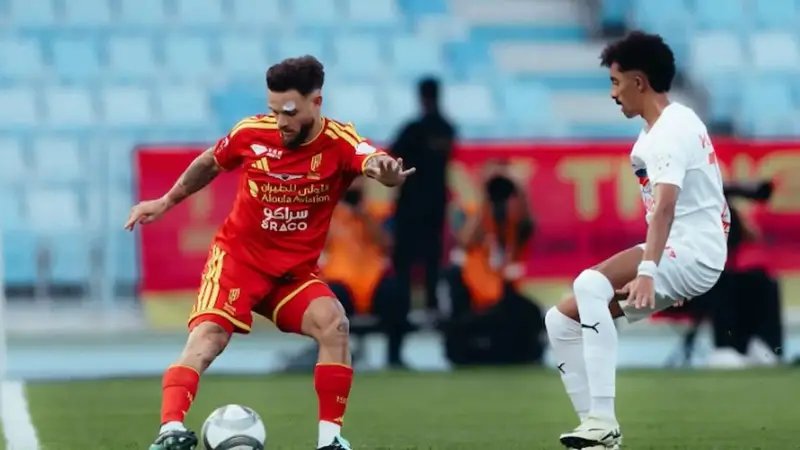 القادسية يهزم أبها وينفرد بصدارة دوري روشن مؤقتا