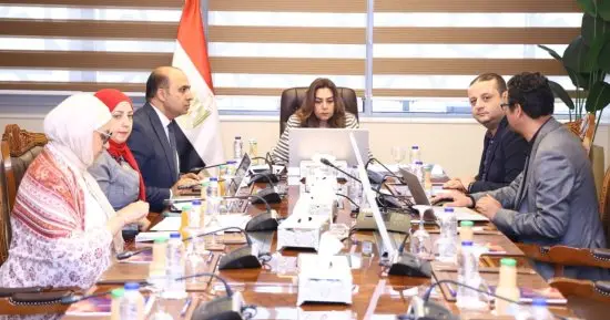 جلسة تشاورية لجهاز تنظيم إدارة المخلفات لتحديث الضوابط والاشتراطات للمخلفات الإلكترونية