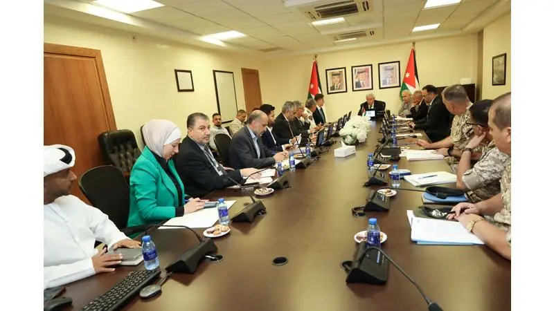 القطامين يترأس اجتماع اللجنة الحكومية العليا لمشروع سكة حديد ميناء العقبة – الشيدية – معان