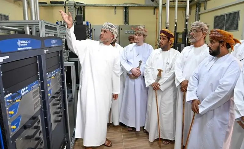 "الإعلام" تفتتح محطة الإرسال الإذاعي في ولاية مقشن