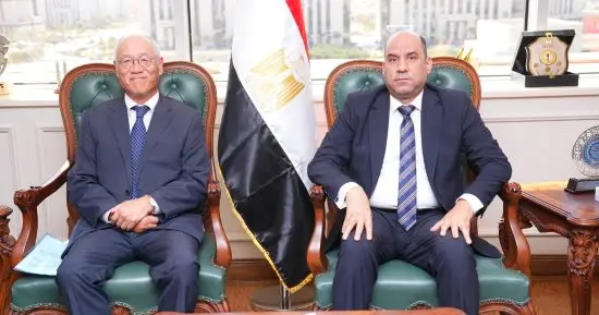 وزير العمل للسفير الياباني: كل الدعم لتعزيز الاستثمارات وتذليل التحديات