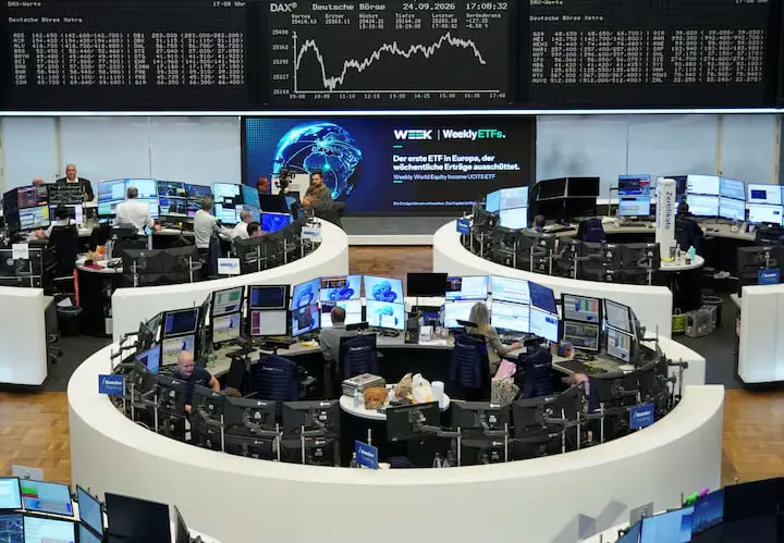 ارتفاع الأسهم الأوروبية مع تراجع أسعار النفط وعوائد السندات
