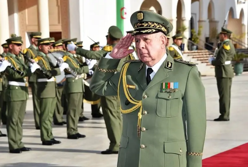 الفريق أول شنقريحة يستقبل وزير الدفاع النيجري