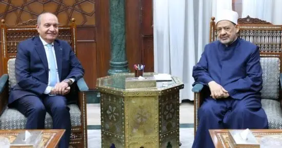 شيخ الأزهر يتلقى دعوة رسمية للانضمام إلى مجلس أمناء الوقف الهاشمى للقدس