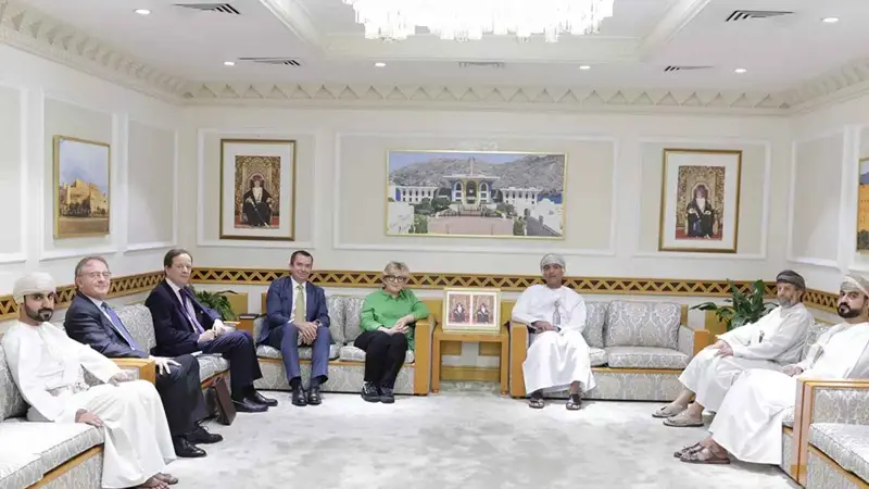 عُمان وبريطانيا.. تقاطع المصالح ورسم أولويات الشراكة في زمن الأزمات