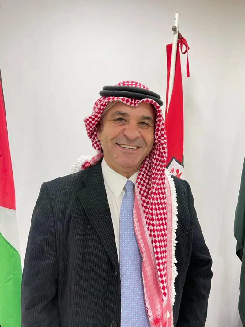 أبو عرابي حمل العلم رسالة والوطن في قلبه