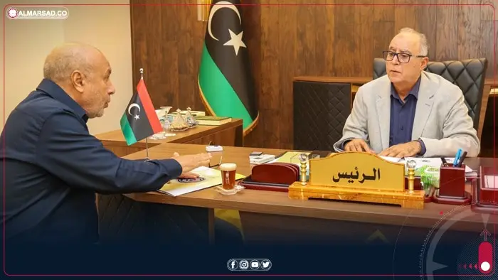 رئيس البرلمان الصالحين عبد النبي يبحث مع وزير التعليم مطالب المعلمين وزيادة المرتبات - اخبار ليبيا