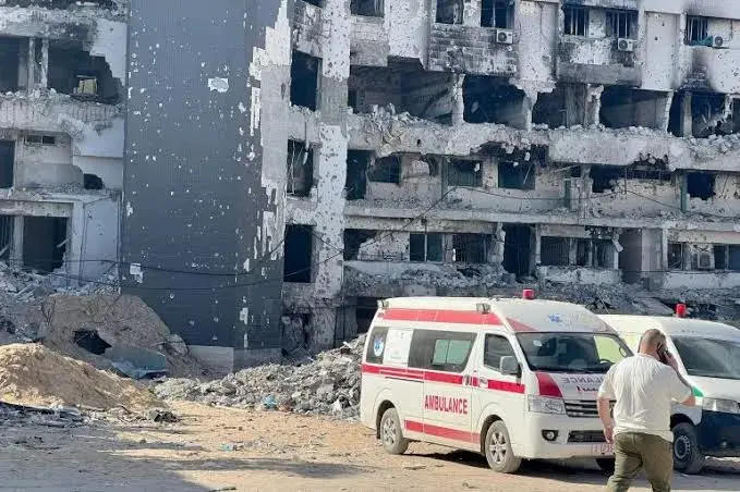 44 مولدًا فقط تعمل في غزة.. تحذيرات من توقف مزيد من الأقسام الطبية