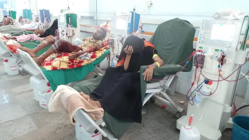 أطباء اليمن في المهجر يحذرون من انهيار الخدمات الصحية في تعز ويطالبون برفع الحصار