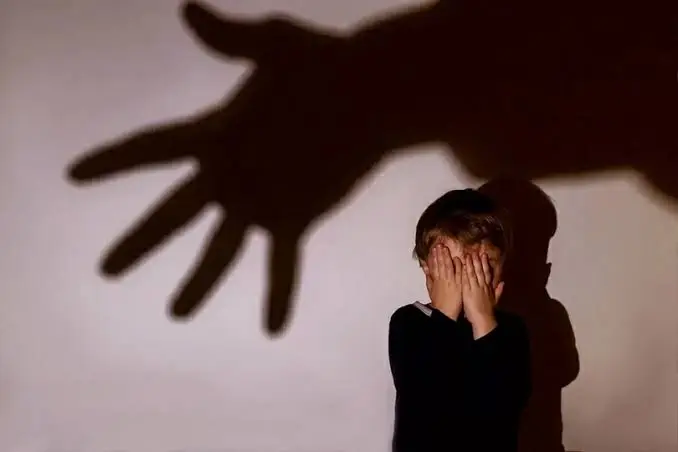 لماذا اعتدت أمٌّ على رضيعها؟ تحقيقات الجيزة تكشف التفاصيل