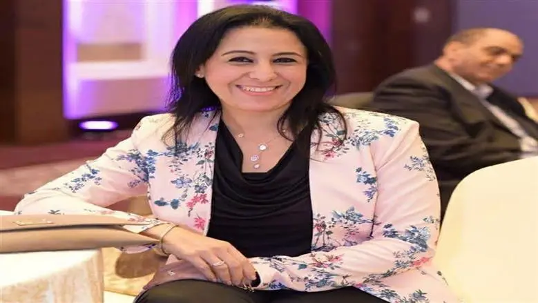 أمسية شعرية وموسيقية للشاعرة أماني محفوظ وفرقة «ضفاير» في الأوبرا غدا