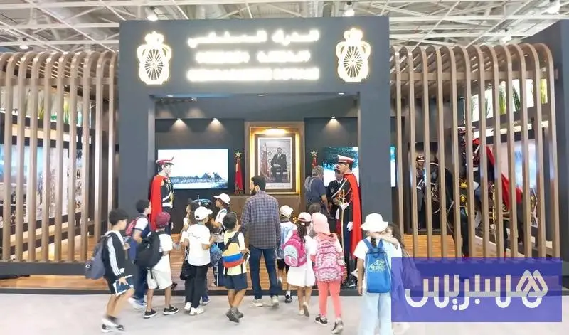 خيالة الدرك الملكي تستعرض التاريخ