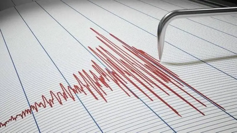 بنما.. انهيار المباني وانقطاع الكهرباء وتوقف الرحلات وهلع في الشوارع.. إثر زالزال 7.7 درجات