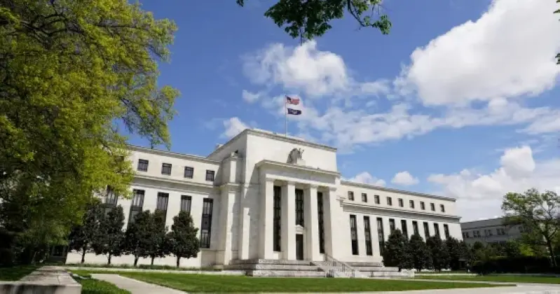 الحكومة الأميركية: ازدياد عجز موازنة 2026 الى نحو تريليوني دولار