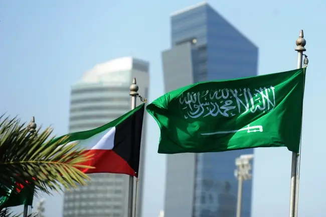 «سنشد عضدك بأخيك»... الكويت والسعودية