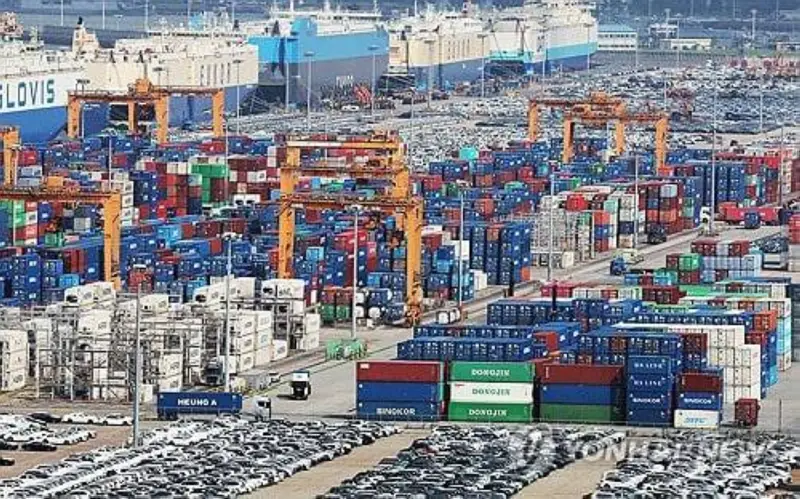61.6 مليار دولار إجمالي الصادرات الكورية في 20 يوما مدفوعة بقطاع الرقائق